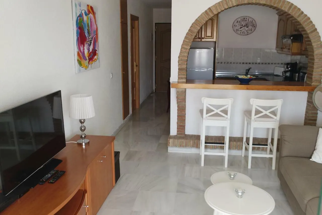 Pueblo Del Parque - Nice Apartment With Mountain And Garden Views ベナルマデナ